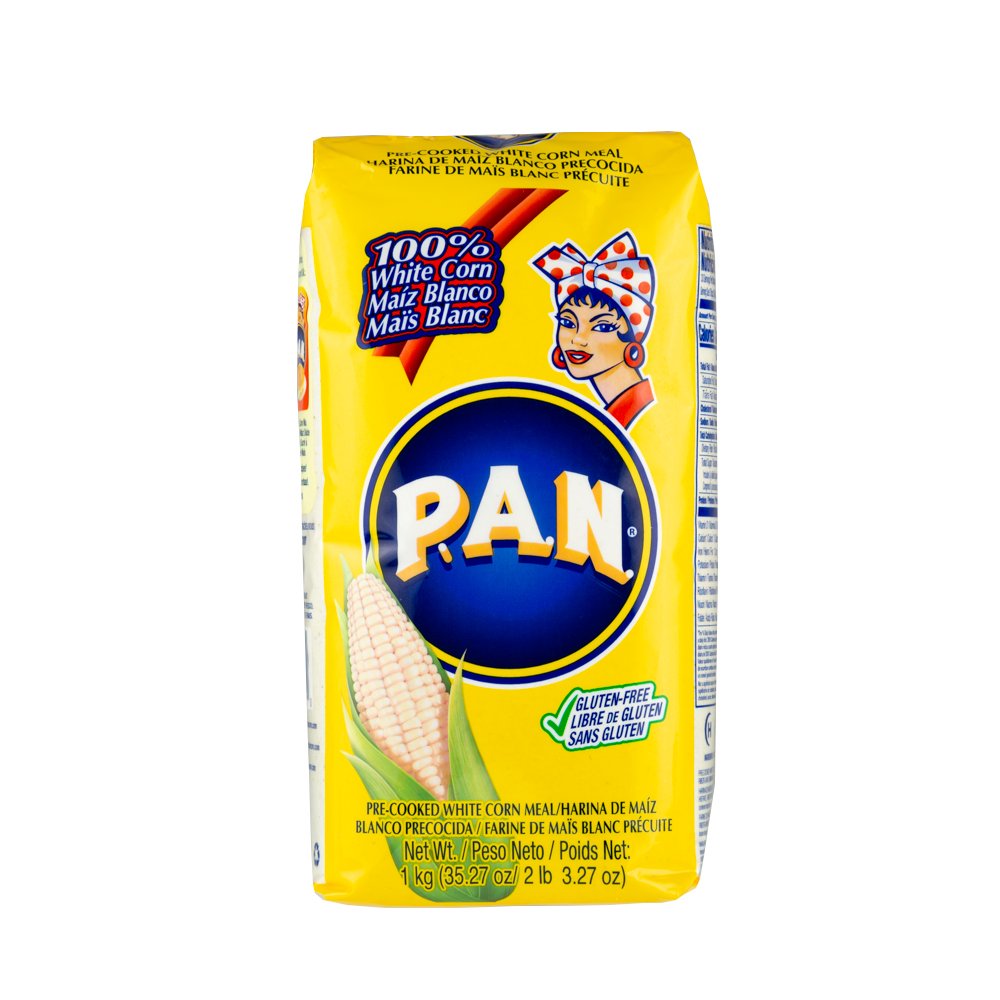 P.A.N. 1kg white corn flour package, ideal for making traditional Latin American dishes like arepas and tortillas.