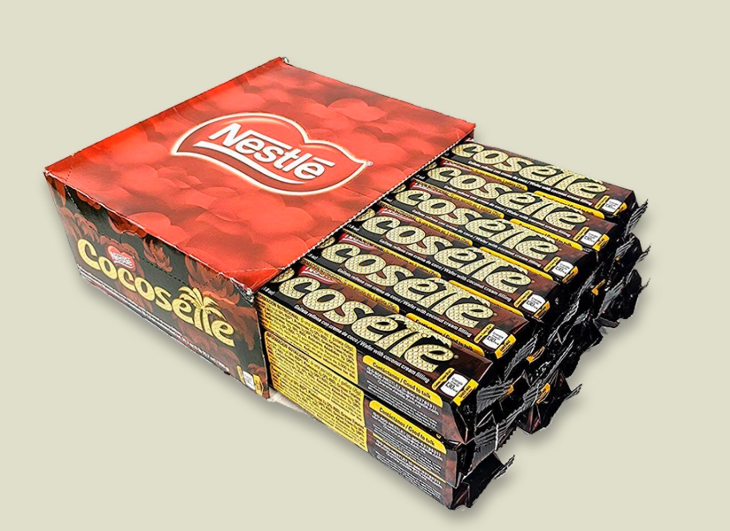 Cocosette Maxi Wafer box by Nestlé, containing 5 units of 50g wafers with iconic packaging.